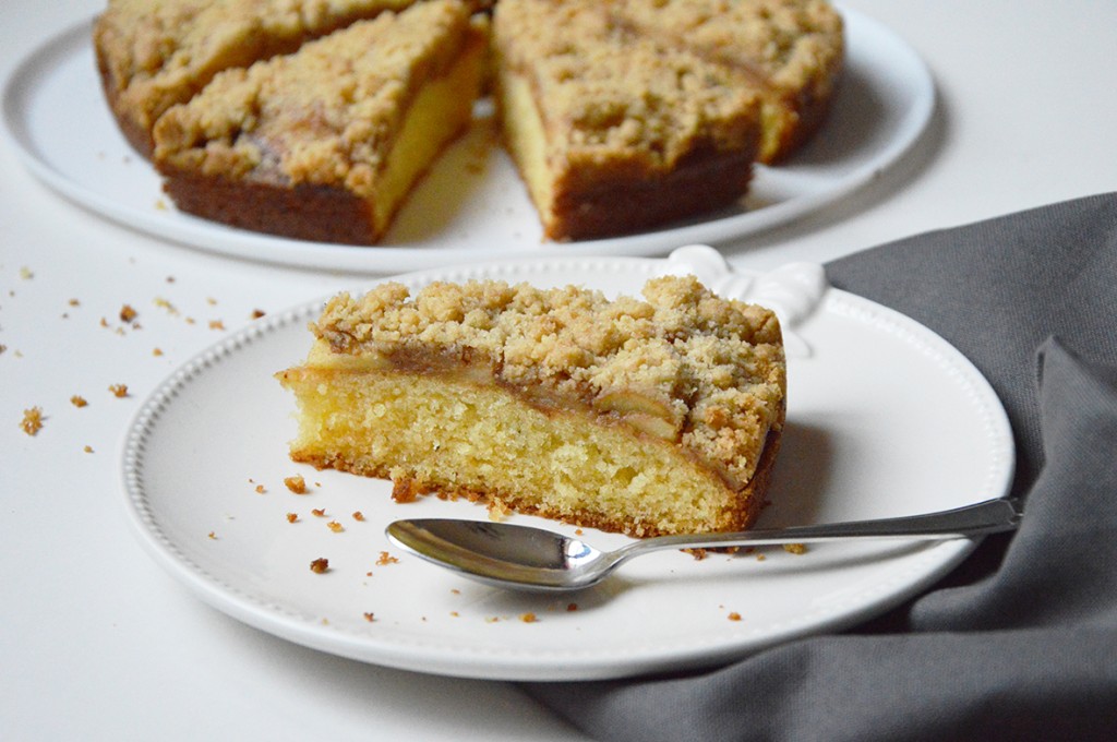 Part de Streusel aux pommes