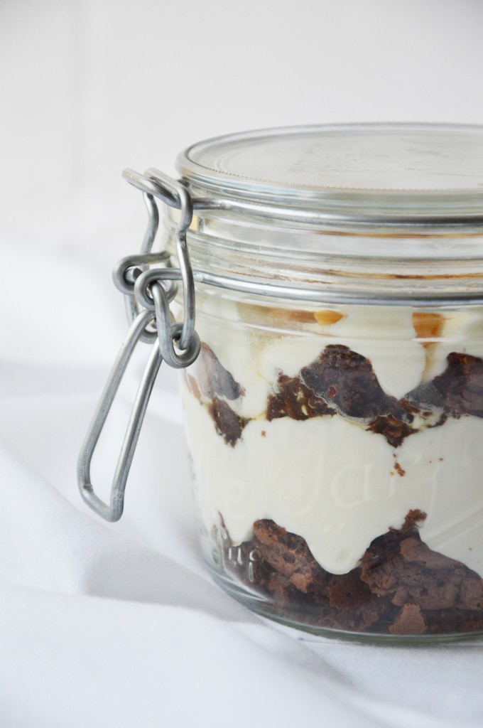 Big Cheesecake in a Jar