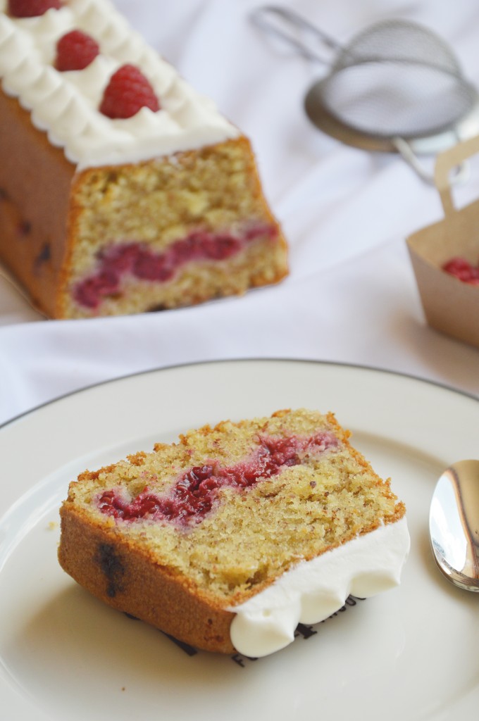 Cake vanille - coeur de framboise