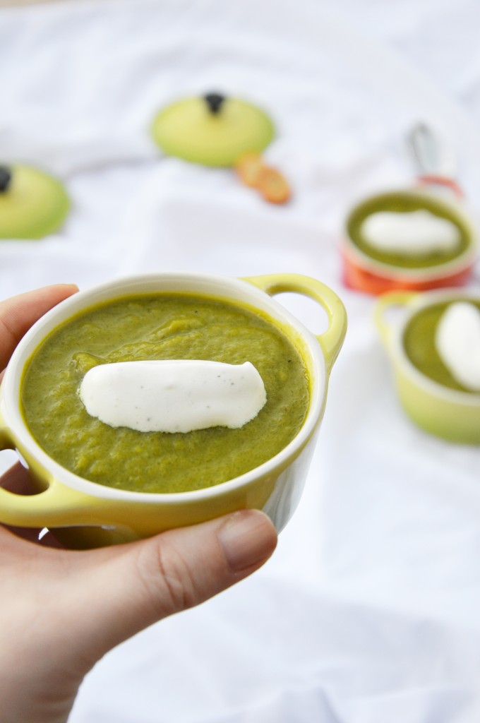 Soupe froide de courgettes, chantilly à la menthe