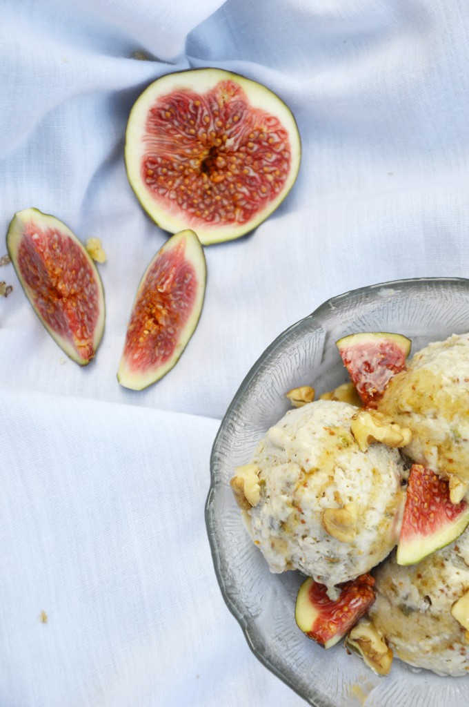 Glace figue-miel-noix par Plus une miette dans l'assiette