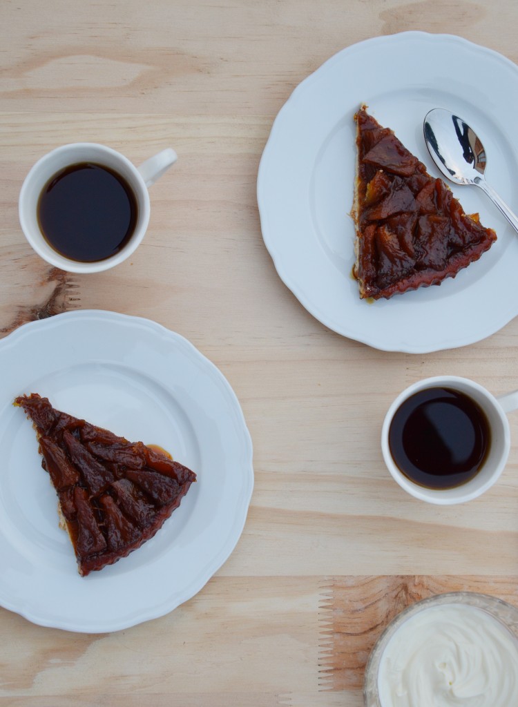 Upsidedown pineapple pie / Plus une miette dans l'assiette