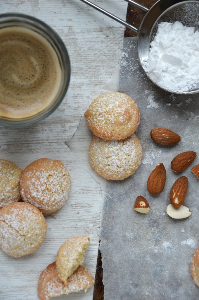 Amaretti / Plus une miette dans l'assiette