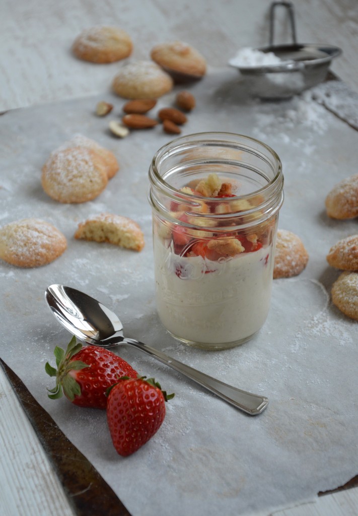 Panna cotta fraise et Amaretti - Plus une miette dans l'assiette