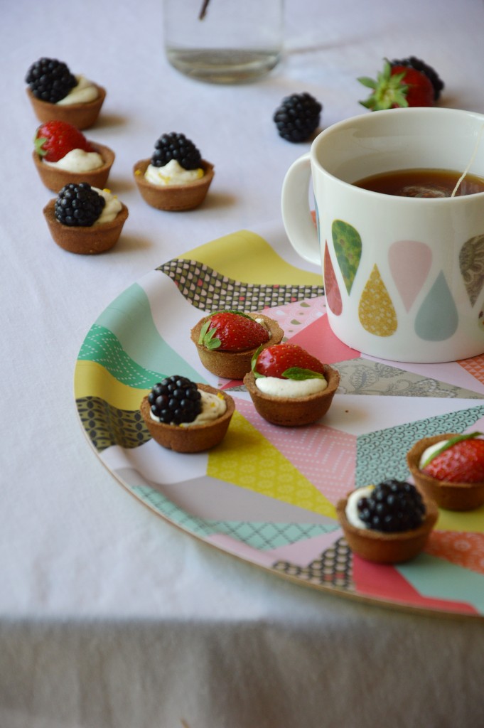 Tartelette mures - fraises / Plus une miette dans l'assiette