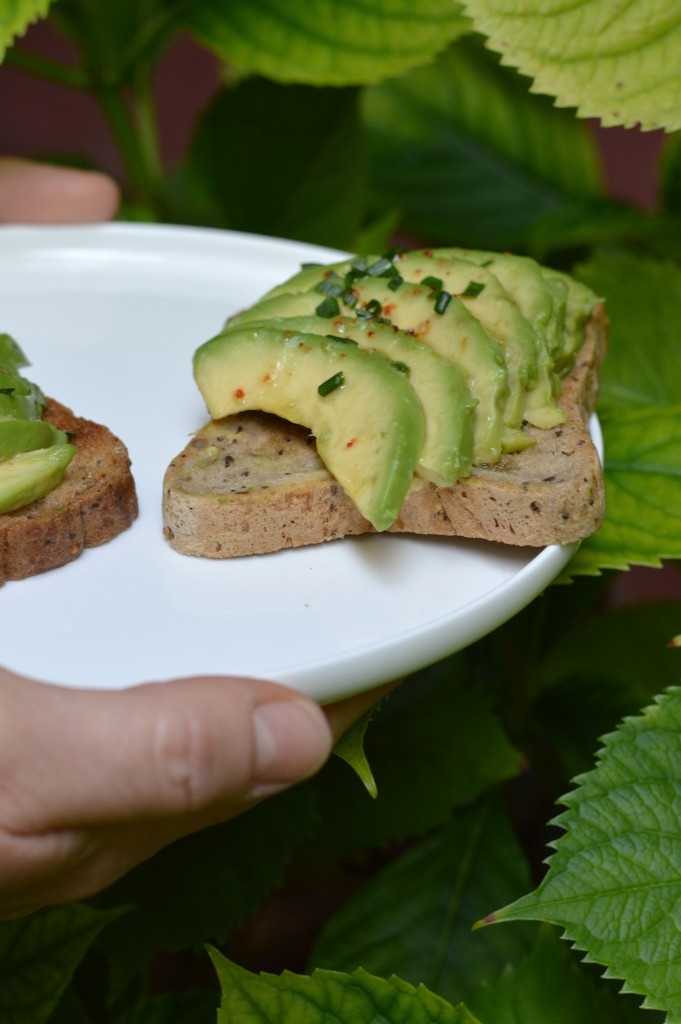 Gluten free brunch - Avocado toast - Plus une miette dans l'assiette