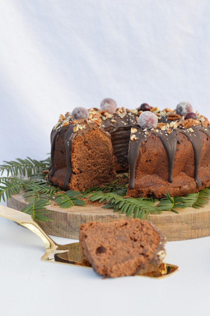 Bundt cake de noël au chocolat par Plus une miette